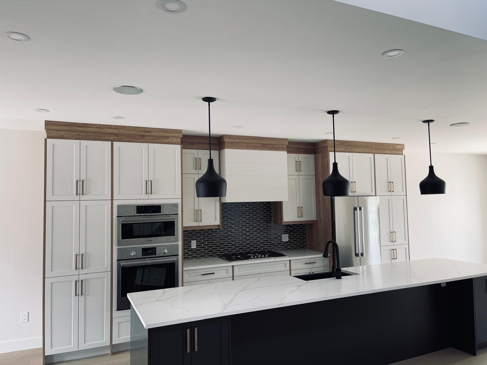 Two-tone kitchen build